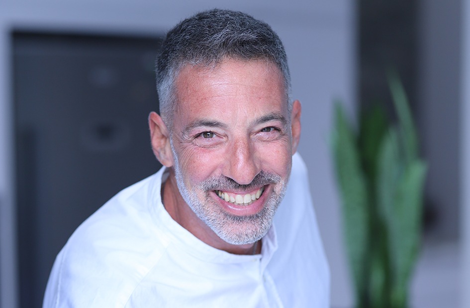 יורם חיות